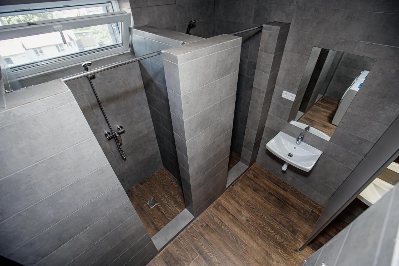 Новый Хостел Nesvit Киев Академгородок Exterior photo